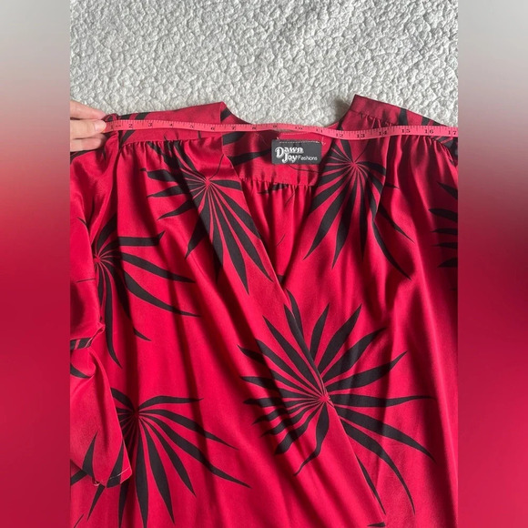 Vintage Dawn Joy red/black dress, cinched/tie waist, open fold-over front, Sz L - Picture 7 of 11